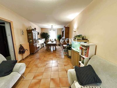Maison - 190 m² - 8 pièces