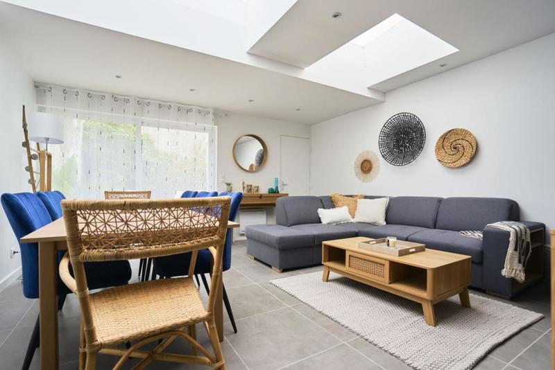 Maison - 137 m² - 8 pièces