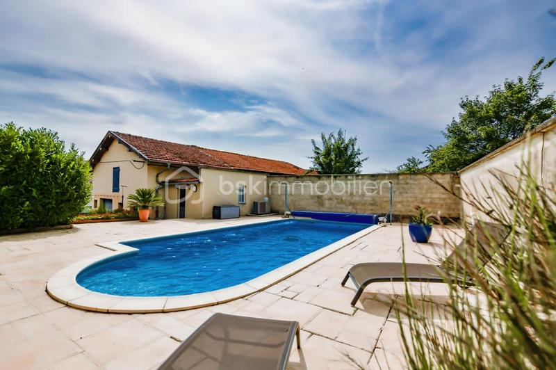 Maison de maîtres - 180 m² - 7 pièces