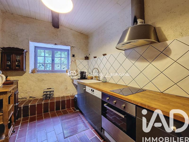 Maison - 111 m² - 4 pièces