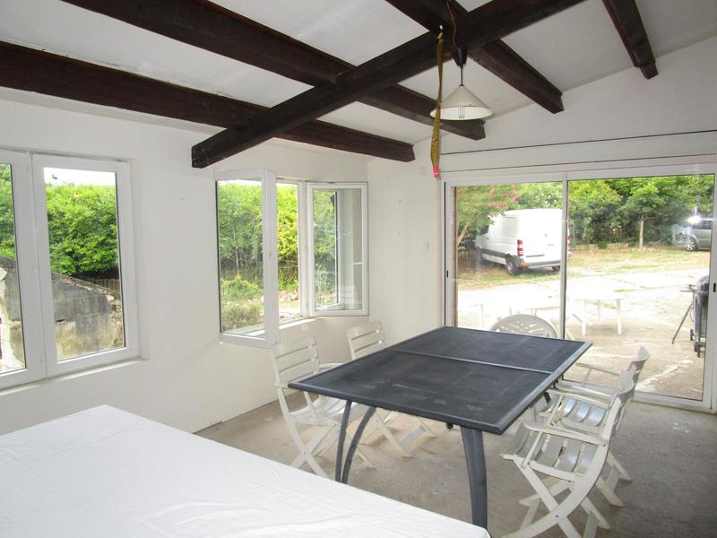 Maison - 250 m² - 8 pièces