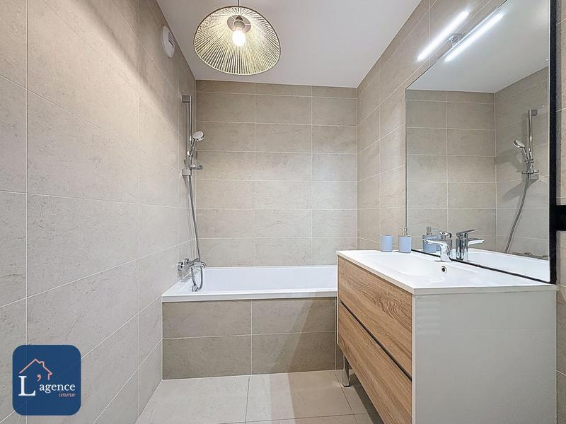 Appartement - 74 m² - 3 pièces