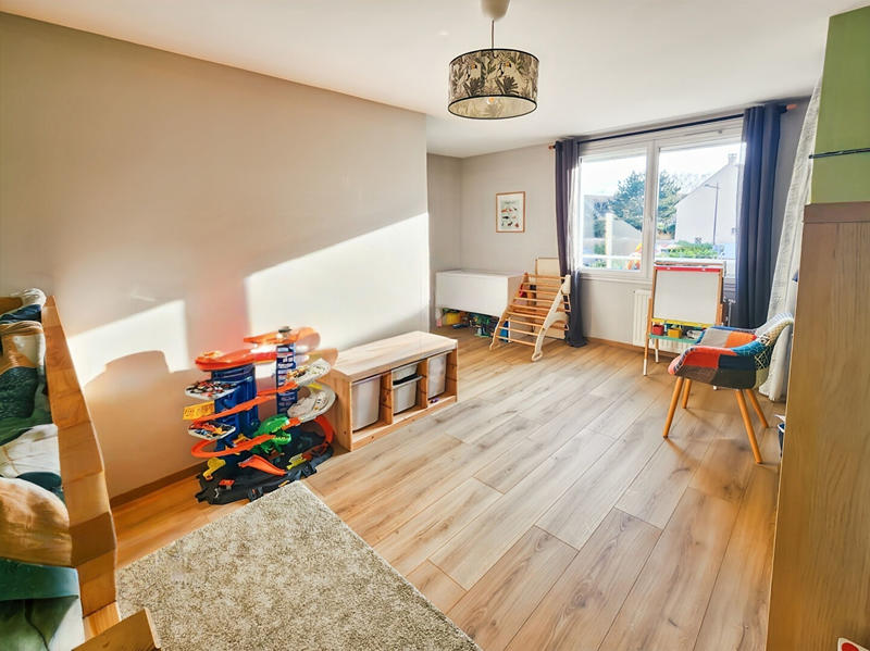 Maison - 103 m² - 5 pièces