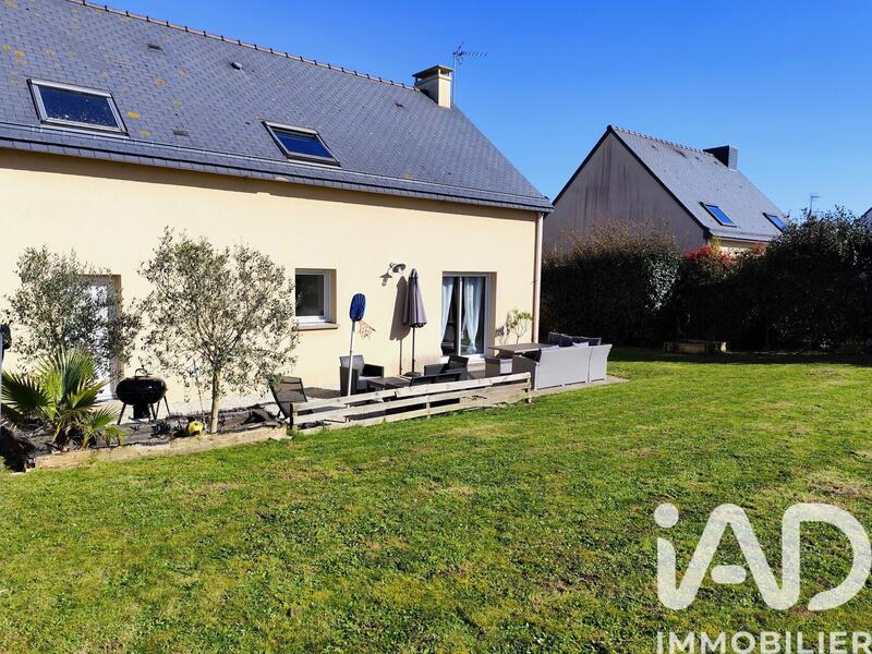 Maison - 102 m² - 5 pièces