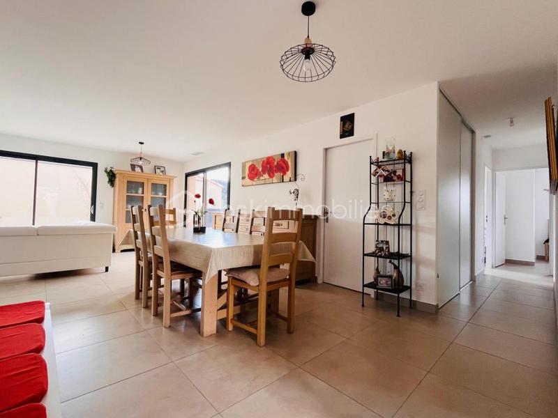 Maison - 97 m² - 4 pièces