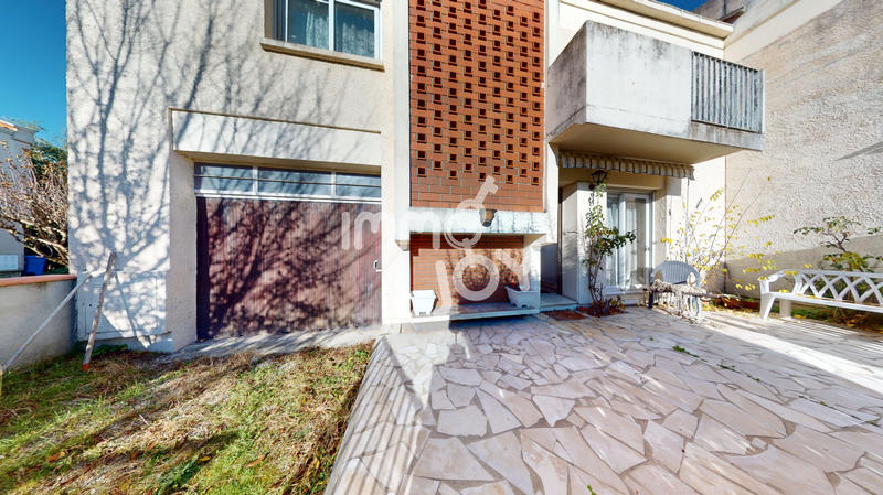 Maison - 99 m² - 5 pièces