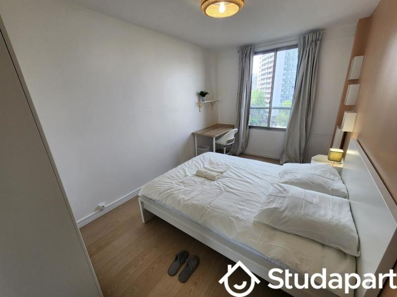 Chambre - 11 m² - 1 pièce