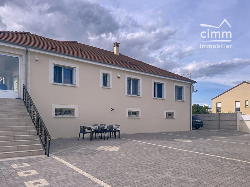 Maison - 146 m² - 6 pièces