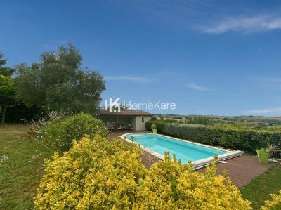 Maison - 180 m² - 7 pièces