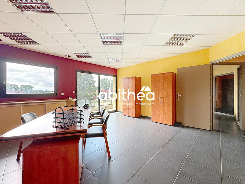 Bureau - 120 m²