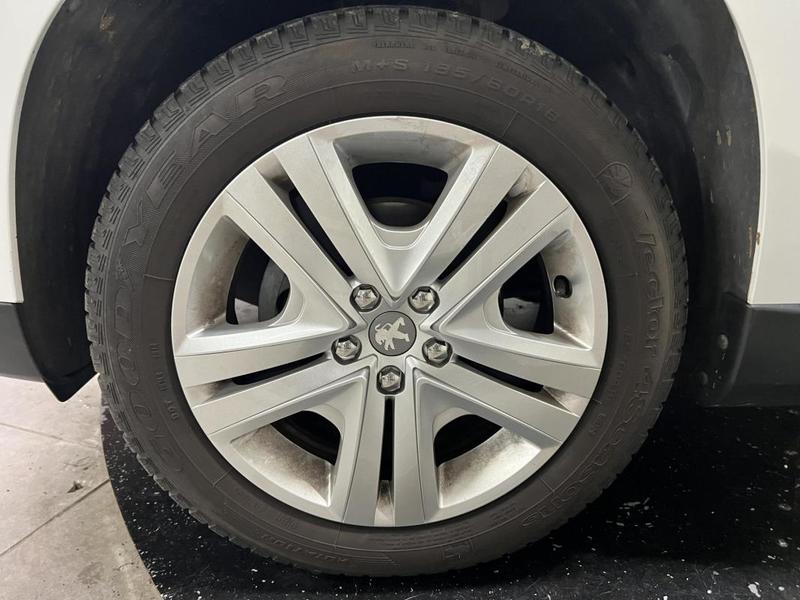 Peugeot 2008 1.2i Pt 82 cv Style / Garantie 12 Mois