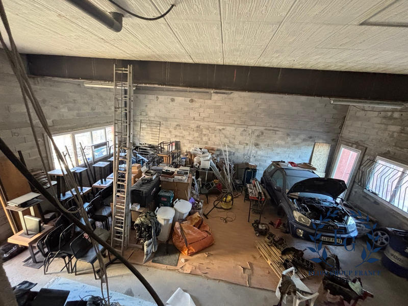 Local commercial - 720 m²