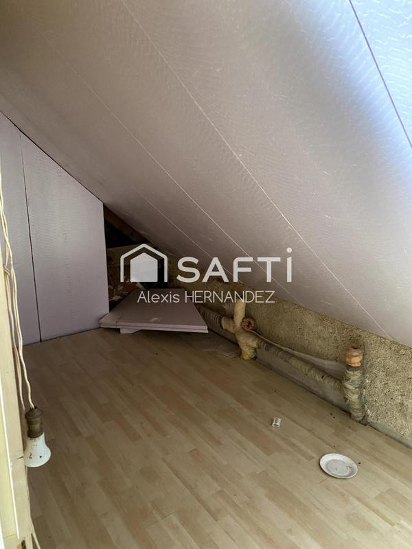 Maison - 97 m² - 5 pièces