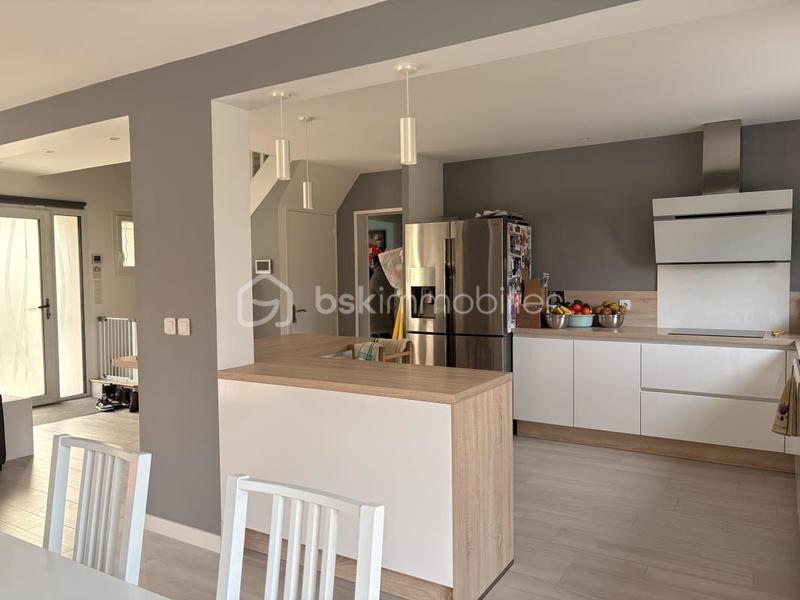 Pavillon - 138 m² - 7 pièces