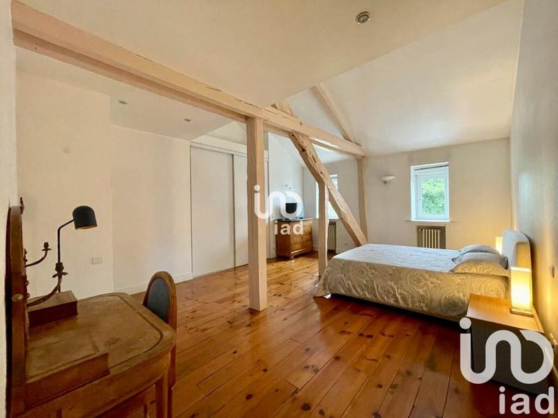 Maison - 527 m² - 5 pièces