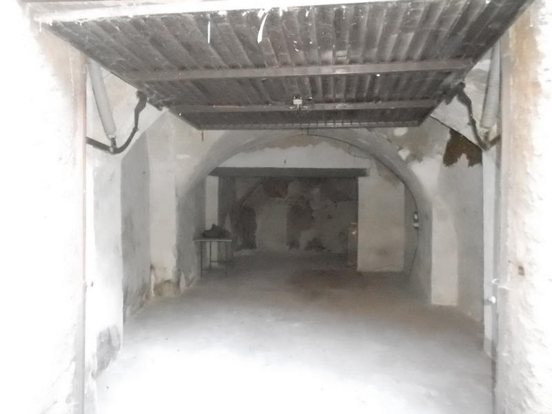 Parking / Garage - 44 m²