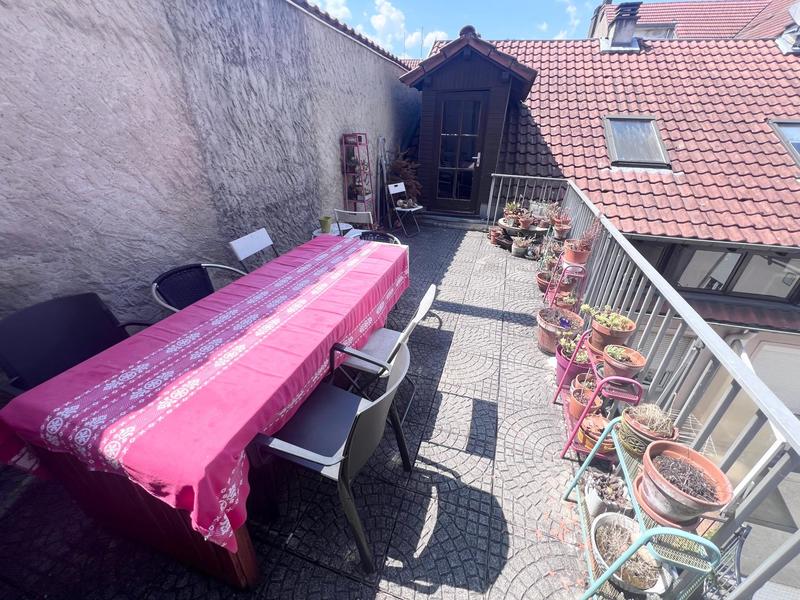 Appartement - 156 m² - 6 pièces