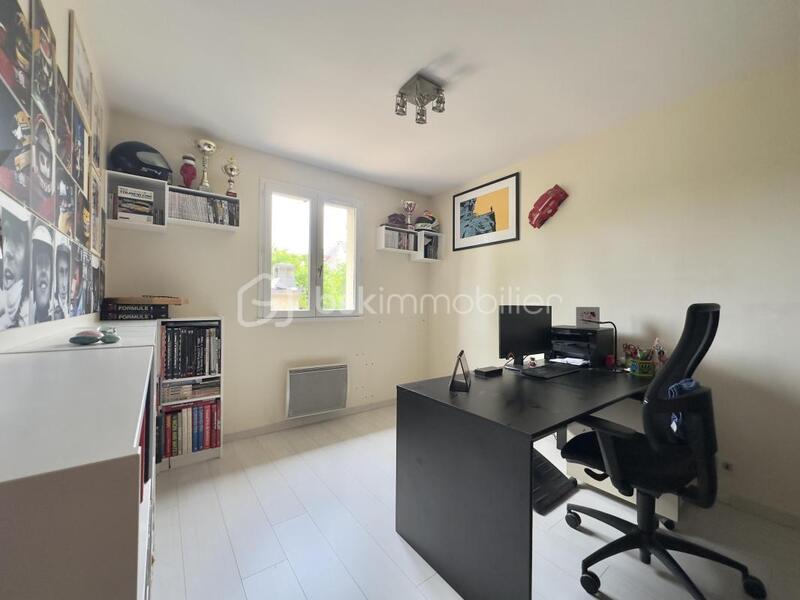 Maison - 143 m² - 7 pièces