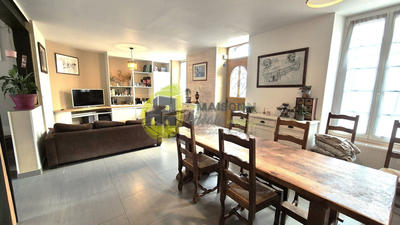 Maison - 162 m² - 7 pièces