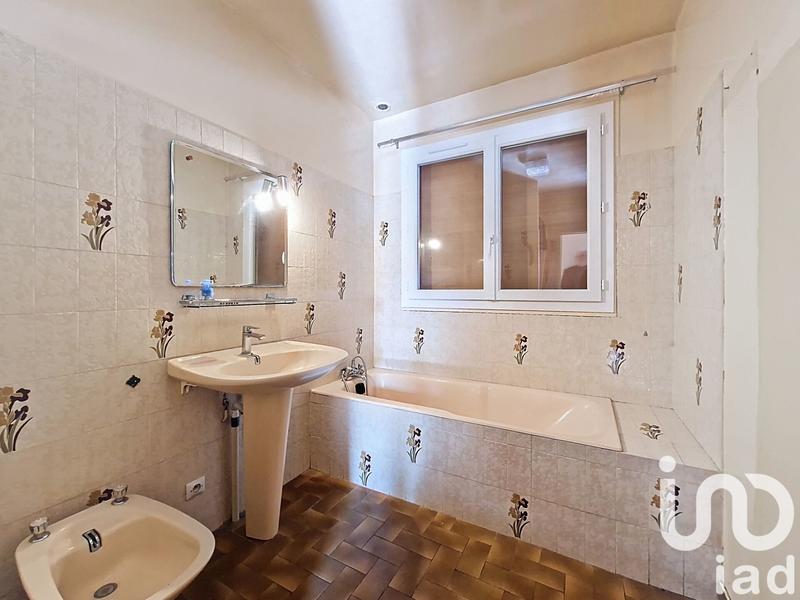 Maison - 111 m² - 4 pièces