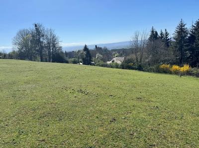 Terrain constructible - 4 500 m²