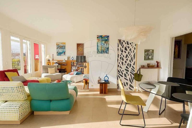 Villa - 168 m² - 6 pièces