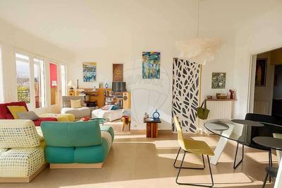 Villa - 168 m² - 6 pièces