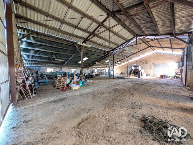 Maison - 92 m² - 5 pièces