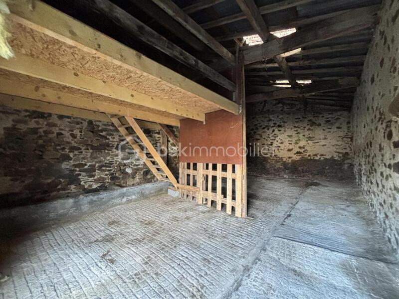 Immeuble - 180 m² - 3 pièces