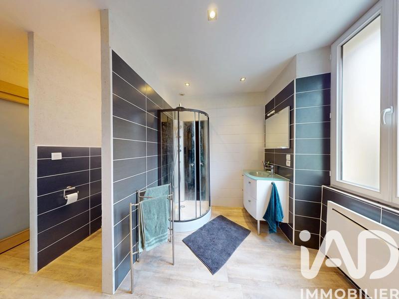 Maison - 168 m² - 6 pièces