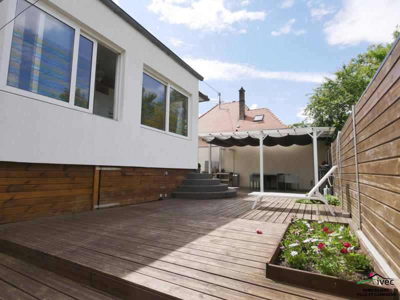 Maison - 145 m² - 6 pièces