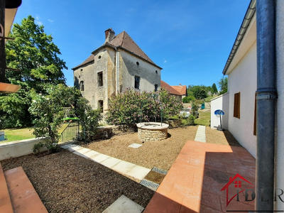 Maison - 150 m² - 5 pièces