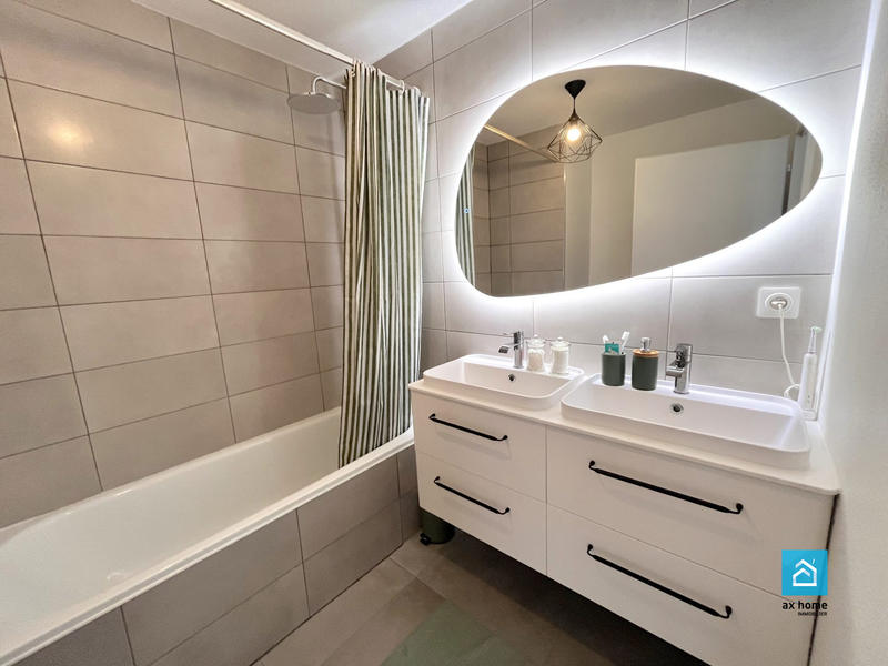 Appartement - 90 m² - 4 pièces