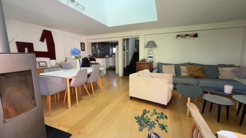 Maison - 110 m² - 5 pièces