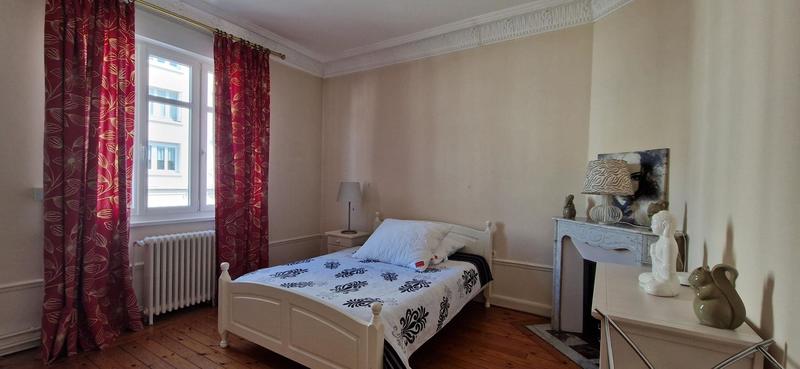 Maison - 265 m² - 4 pièces