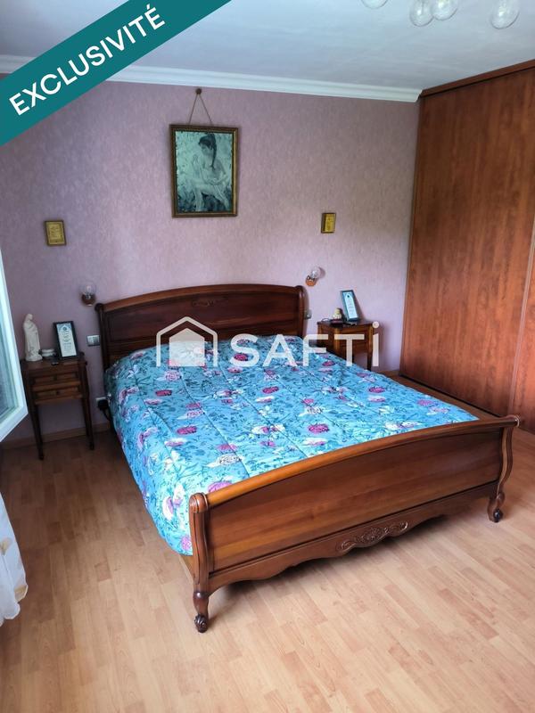 Maison - 265 m² - 7 pièces