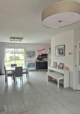 Maison - 104 m² - 5 pièces