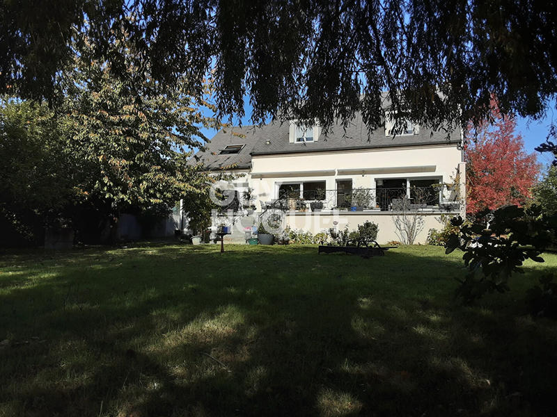 Maison - 200 m² - 7 pièces