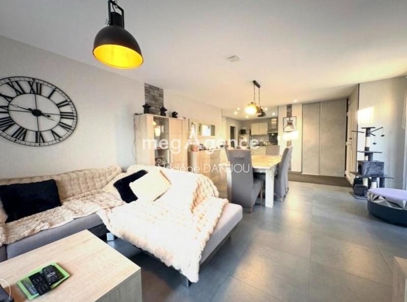 Maison - 100 m² - 4 pièces