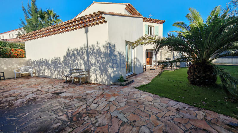 Maison - 163 m² - 6 pièces