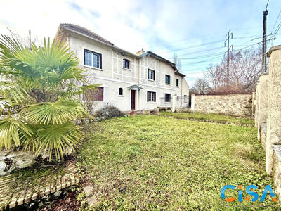 Maison - 121 m² - 6 pièces