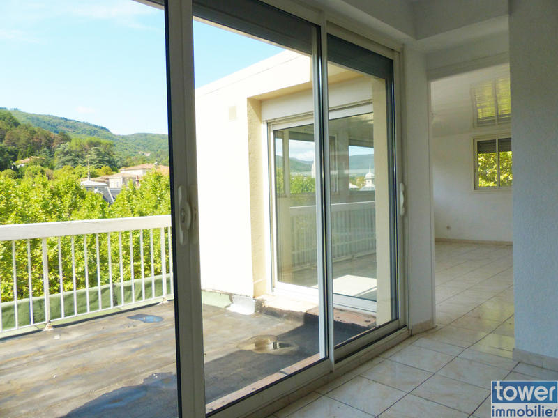 Appartement - 81 m² - 4 pièces