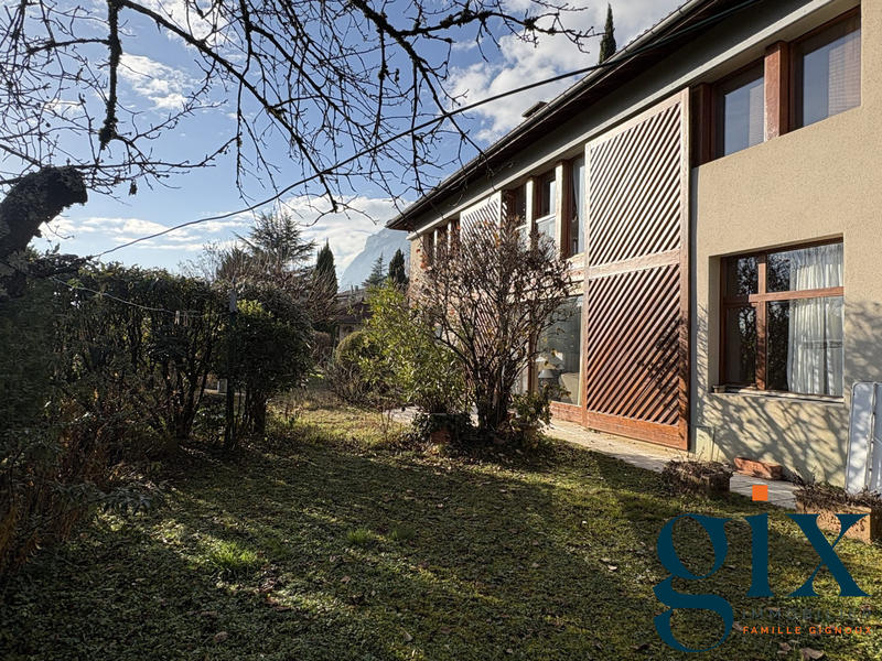 Maison - 170 m² - 7 pièces