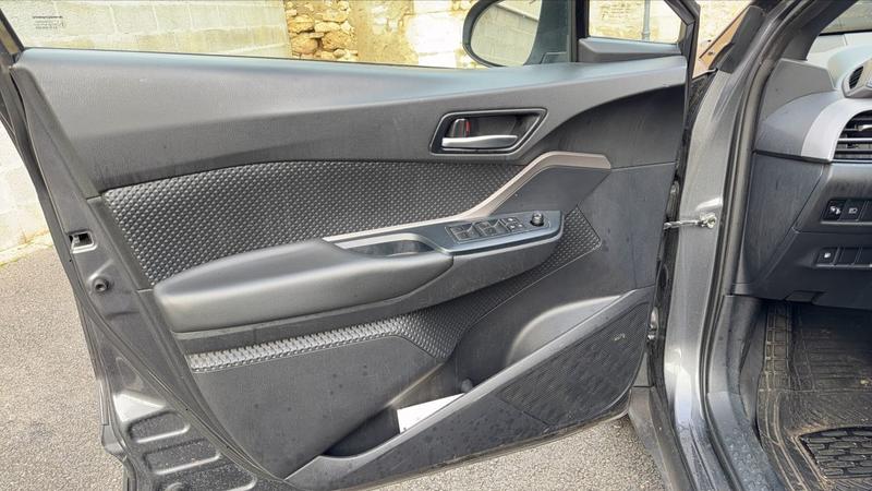 Toyota c-Hr Oui 1.8 Vvt-i 122 Hybride 2wd Cvt Edition
