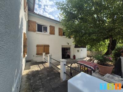 Maison - 135 m² - 6 pièces