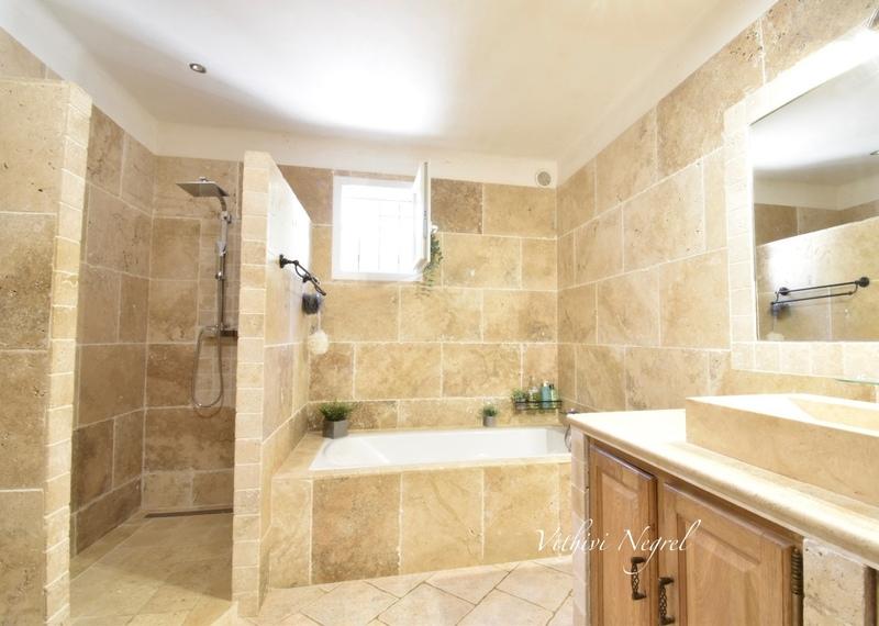 Villa - 209 m² - 7 pièces