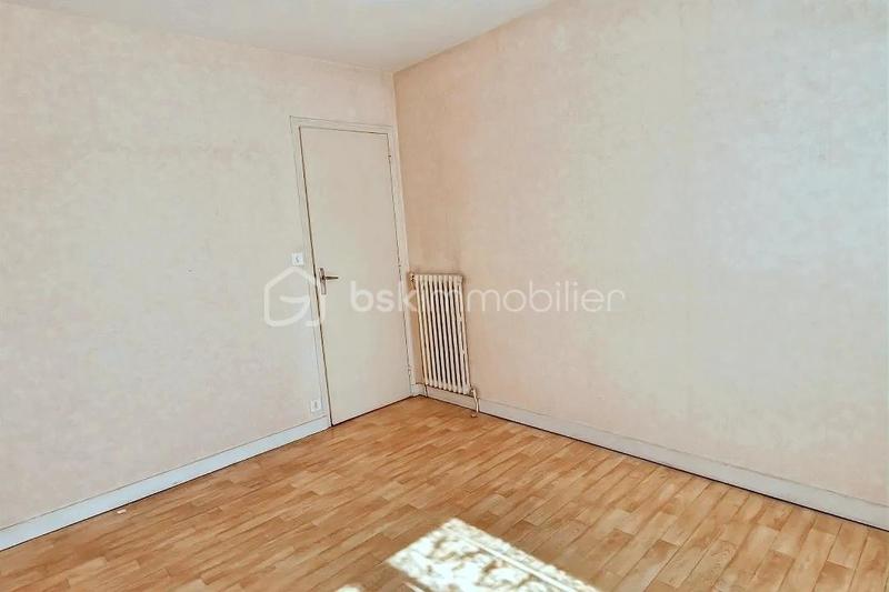 Maison traditionnelle - 85 m² - 5 pièces