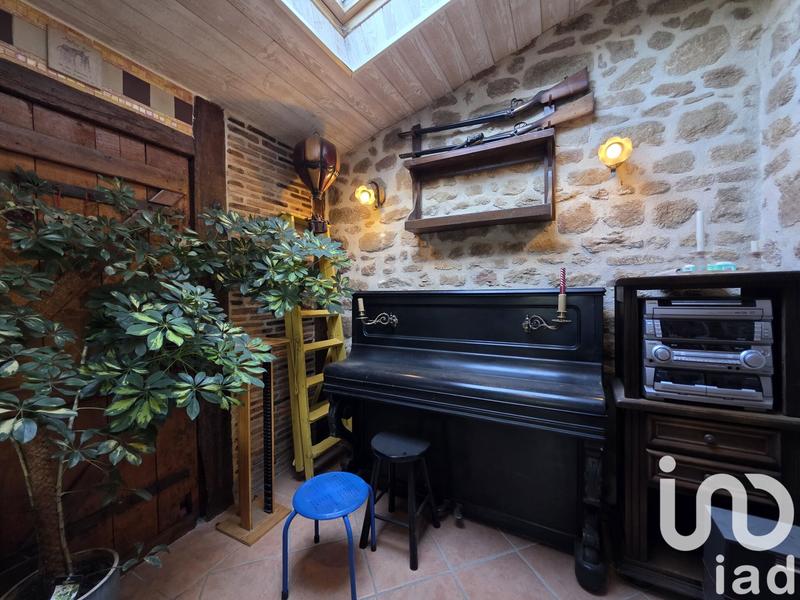 Maison - 203 m² - 6 pièces