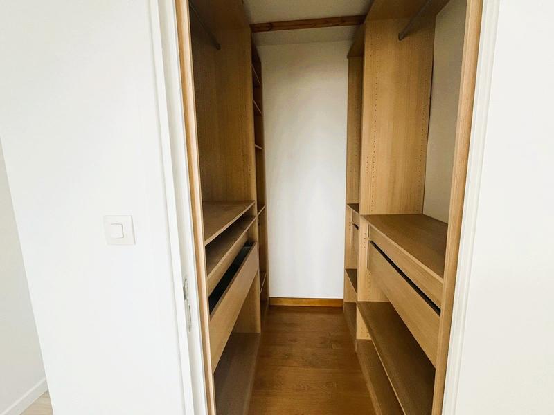 Appartement - 82 m² - 4 pièces