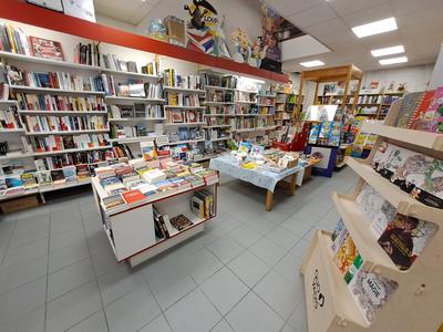 Local d'activités - 300 m²